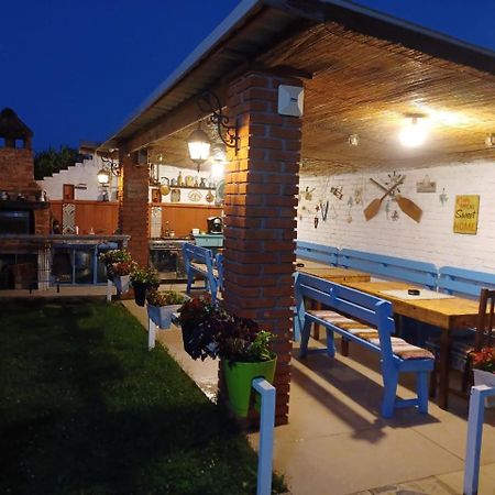 Vila Jone Golem  Exterior photo